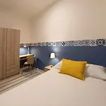 Anjos 55A-Two Beds Designer Apt
